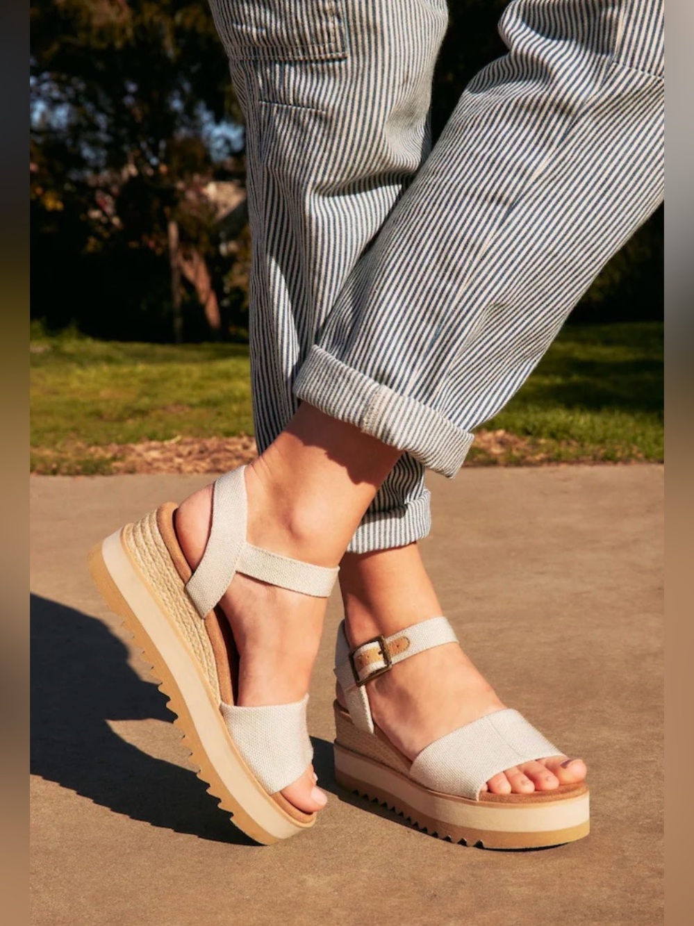 Toms Diana Wedge Sandal